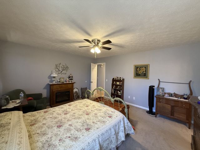 762 Spring Valley Rd, Cookeville, TN 38501