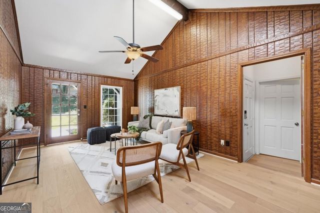 2458 Fontainebleau Drive, Atlanta, GA 30360