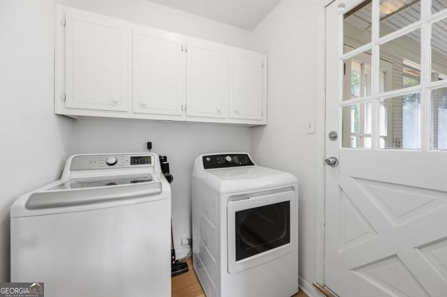 2458 Fontainebleau Drive, Atlanta, GA 30360