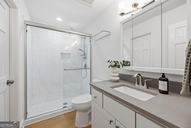 2458 Fontainebleau Drive, Atlanta, GA 30360