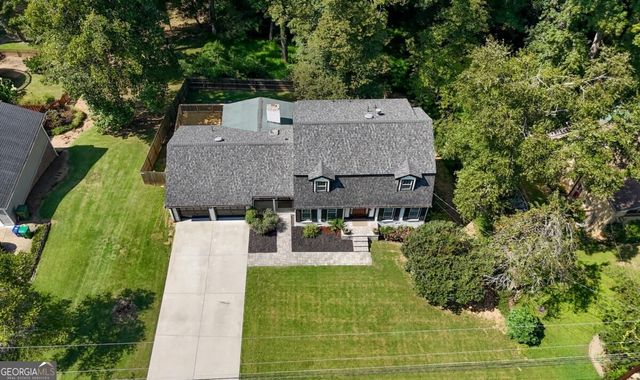 2458 Fontainebleau Drive, Atlanta, GA 30360