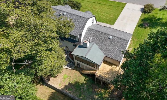 2458 Fontainebleau Drive, Atlanta, GA 30360