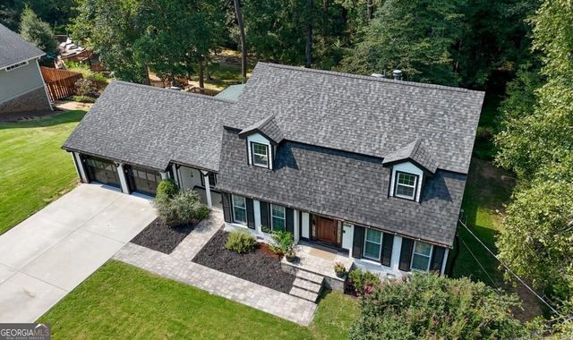 2458 Fontainebleau Drive, Atlanta, GA 30360