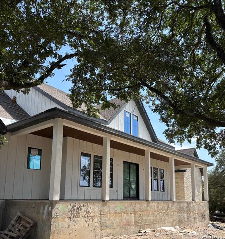 355 Curvatura, New Braunfels, TX 78132