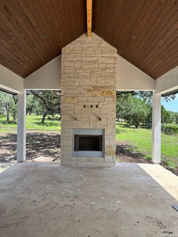 355 Curvatura, New Braunfels, TX 78132