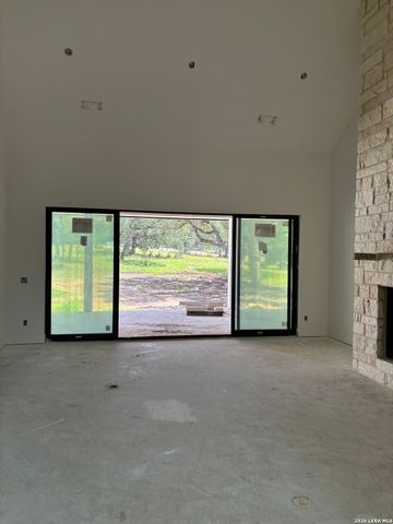 355 Curvatura, New Braunfels, TX 78132