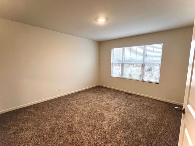 217 Goldenrod Drive, Elgin, IL 60124