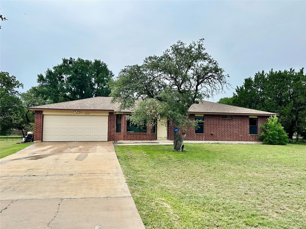 677 County Road 3081, Lampasas, TX 76550