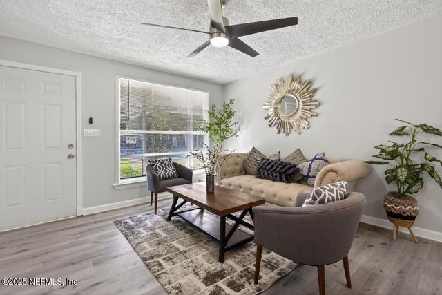 6619 ECTOR Road, Jacksonville, FL 32211