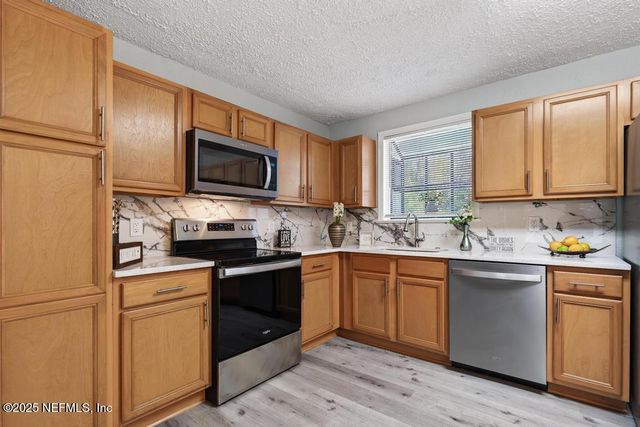 6619 ECTOR Road, Jacksonville, FL 32211