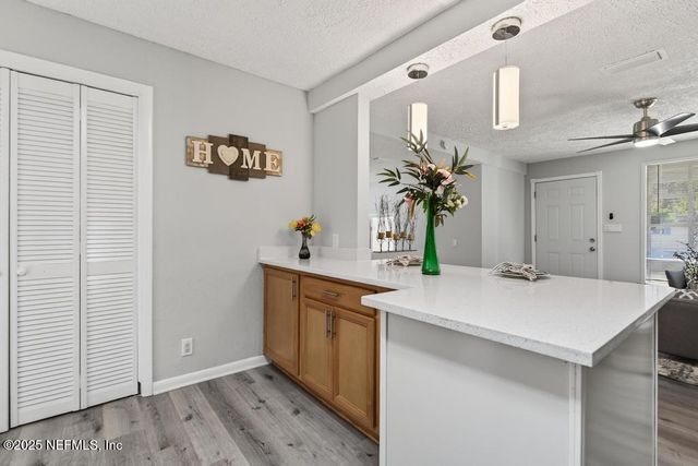 6619 ECTOR Road, Jacksonville, FL 32211