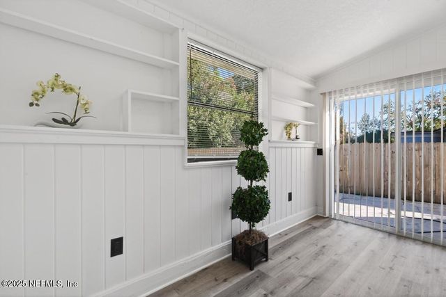 6619 ECTOR Road, Jacksonville, FL 32211