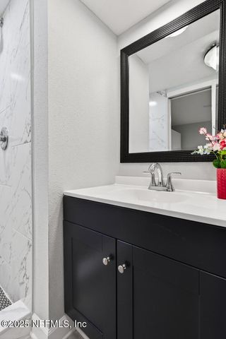 6619 ECTOR Road, Jacksonville, FL 32211