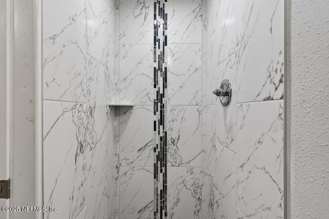 6619 ECTOR Road, Jacksonville, FL 32211