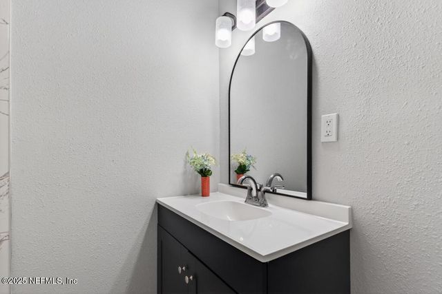 6619 ECTOR Road, Jacksonville, FL 32211