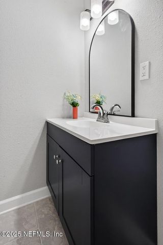 6619 ECTOR Road, Jacksonville, FL 32211