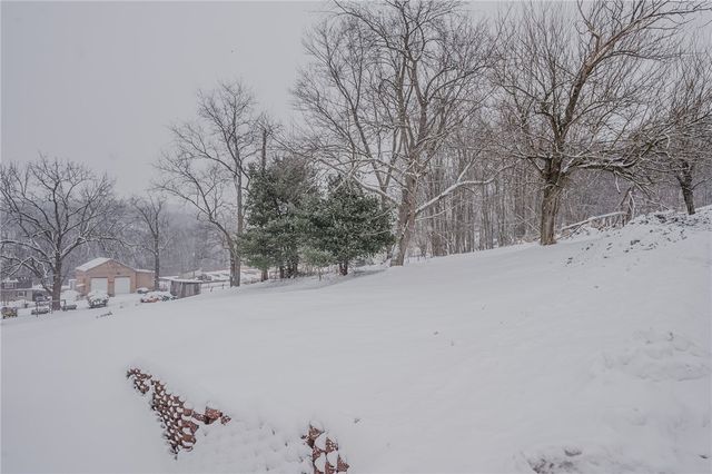 93 McKinstry Hill Rd, Kiskiminetas Twp, PA 15613