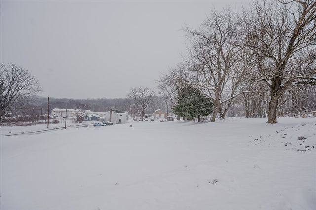 93 McKinstry Hill Rd, Kiskiminetas Twp, PA 15613