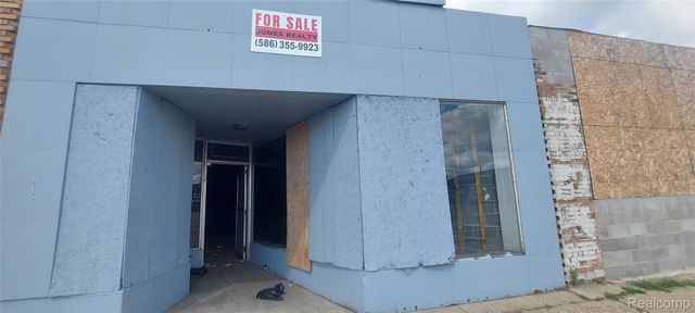 15133 Gratiot Avenue, Detroit, MI 48205