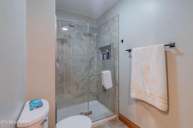 166 Canterbury Drive, Crossville, TN 38558