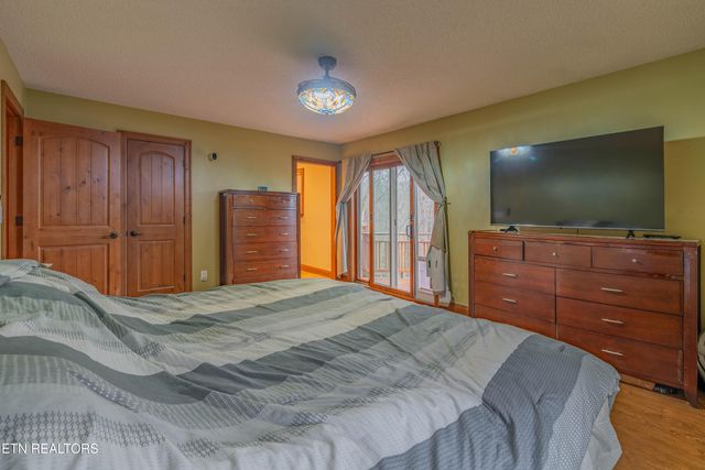 166 Canterbury Drive, Crossville, TN 38558