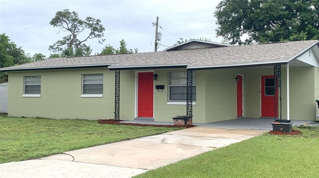 Image 2 of property listing at 810 SWISS LANE, Orlando, FL 32808