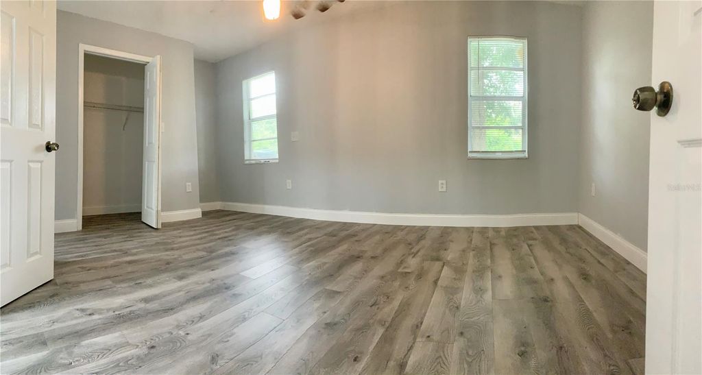 Image 15 of property listing at 810 SWISS LANE, Orlando, FL 32808