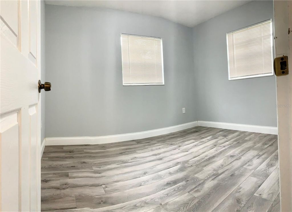Image 18 of property listing at 810 SWISS LANE, Orlando, FL 32808