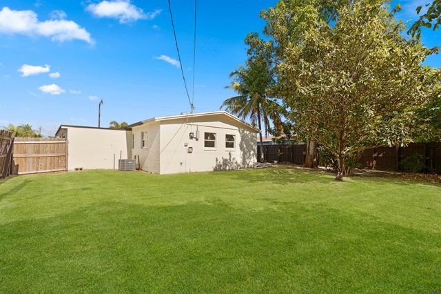 632 NW 19th Street, Pompano Beach, FL 33060