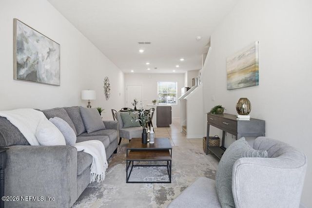 575 OAKLEAF PLANTATION Parkway 1502, Orange Park, FL 32065