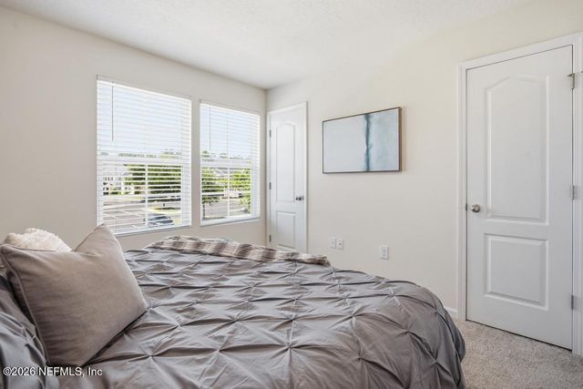 575 OAKLEAF PLANTATION Parkway 1502, Orange Park, FL 32065