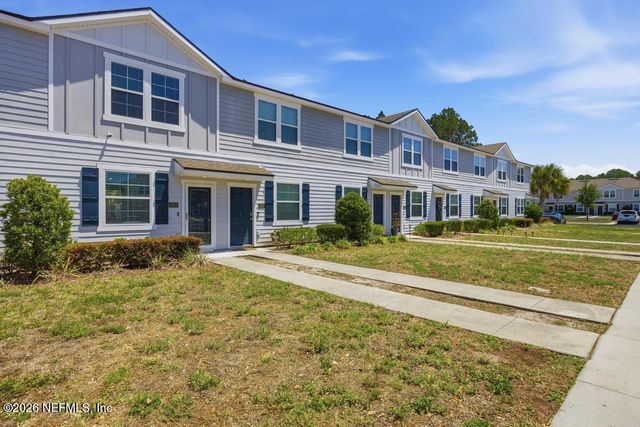 575 OAKLEAF PLANTATION Parkway 1502, Orange Park, FL 32065