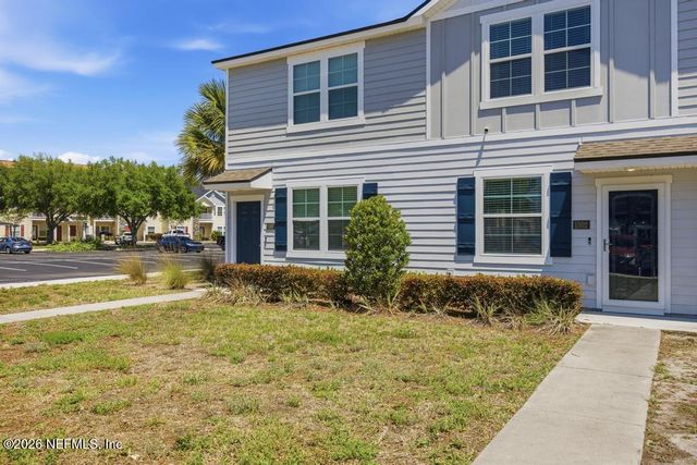 575 OAKLEAF PLANTATION Parkway 1502, Orange Park, FL 32065