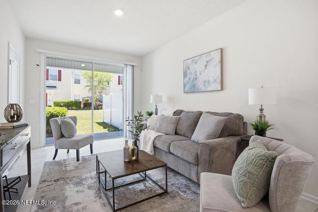 575 OAKLEAF PLANTATION Parkway 1502, Orange Park, FL 32065