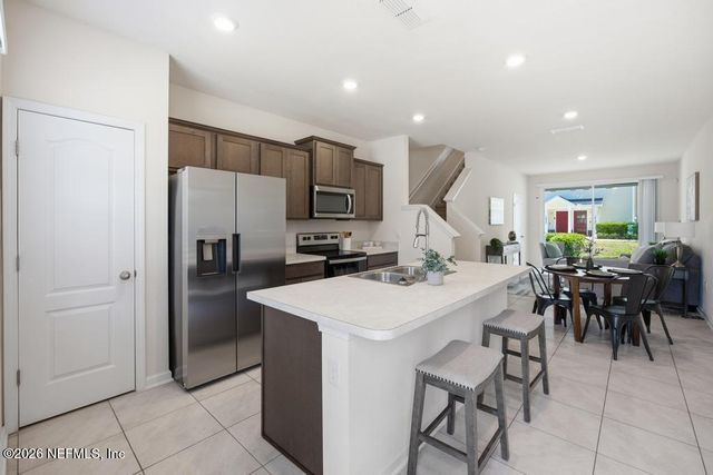 575 OAKLEAF PLANTATION Parkway 1502, Orange Park, FL 32065