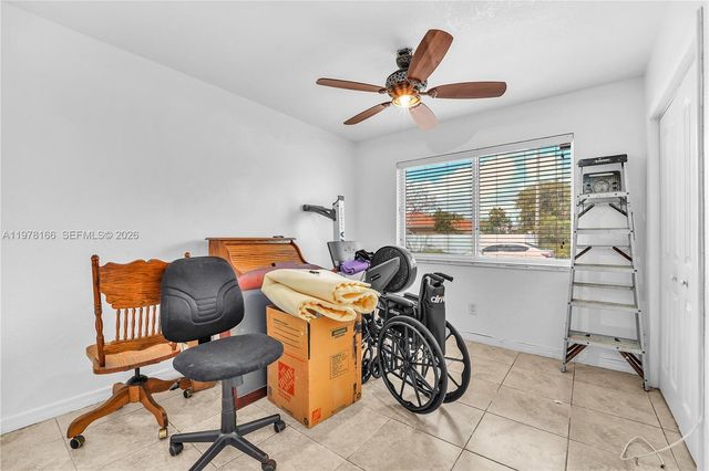 9340 SW 19th St, Miami, FL 33165