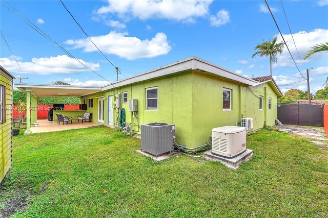 9340 SW 19th St, Miami, FL 33165