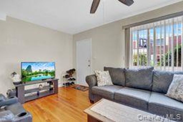 254-07 74th Avenue GV64B1-1, Glen Oaks, NY 11004