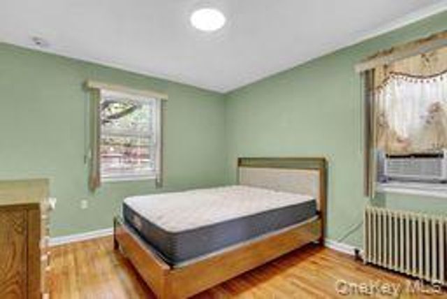 254-07 74th Avenue GV64B1-1, Glen Oaks, NY 11004