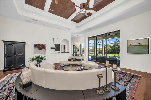 22805 NIGHT HERON WAY, Bradenton, FL 34202