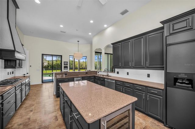 22805 NIGHT HERON WAY, Bradenton, FL 34202