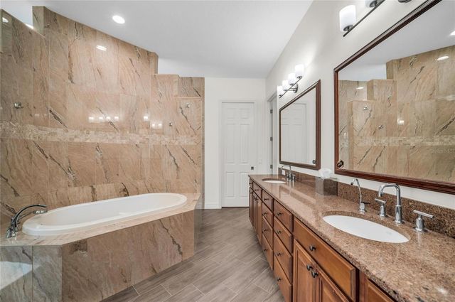 22805 NIGHT HERON WAY, Bradenton, FL 34202