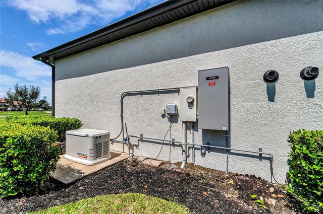 22805 NIGHT HERON WAY, Bradenton, FL 34202