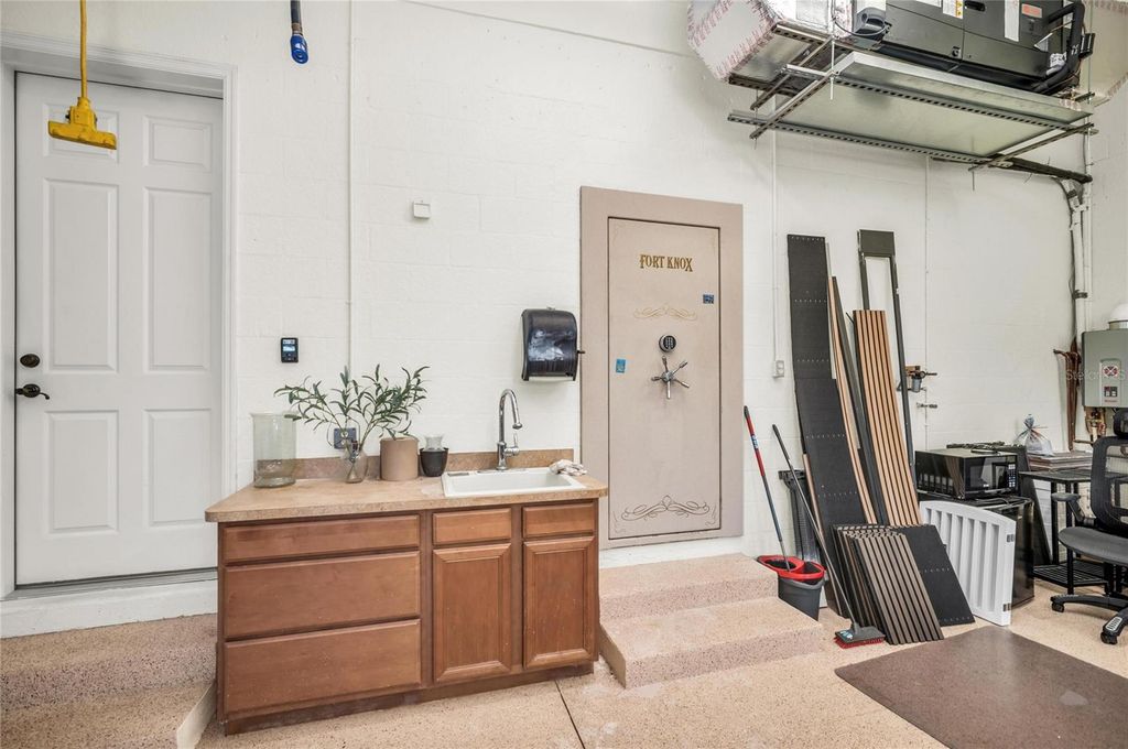 22805 NIGHT HERON WAY