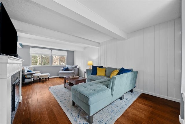 1486 Greendale Dr, Plum Boro, PA 15239