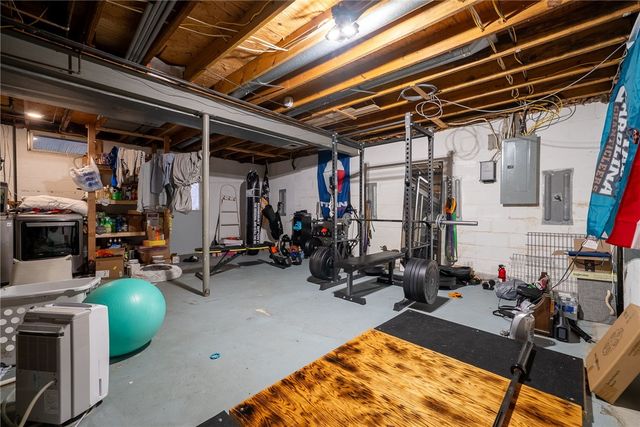 1486 Greendale Dr, Plum Boro, PA 15239