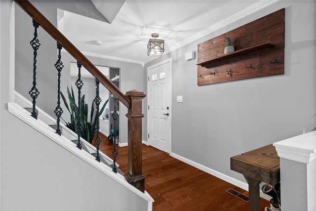 1486 Greendale Dr, Plum Boro, PA 15239