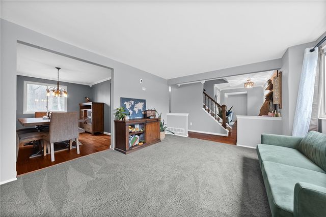 1486 Greendale Dr, Plum Boro, PA 15239