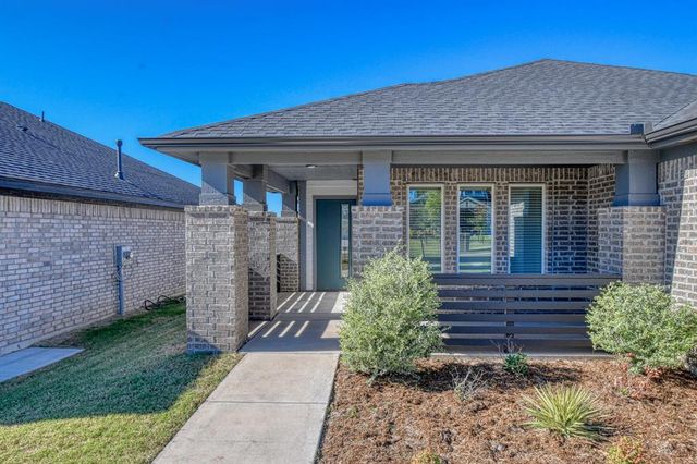 363 Park Lane, Harrah, OK 73045