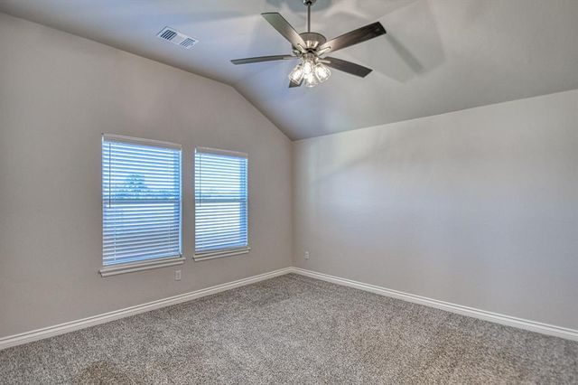 363 Park Lane, Harrah, OK 73045